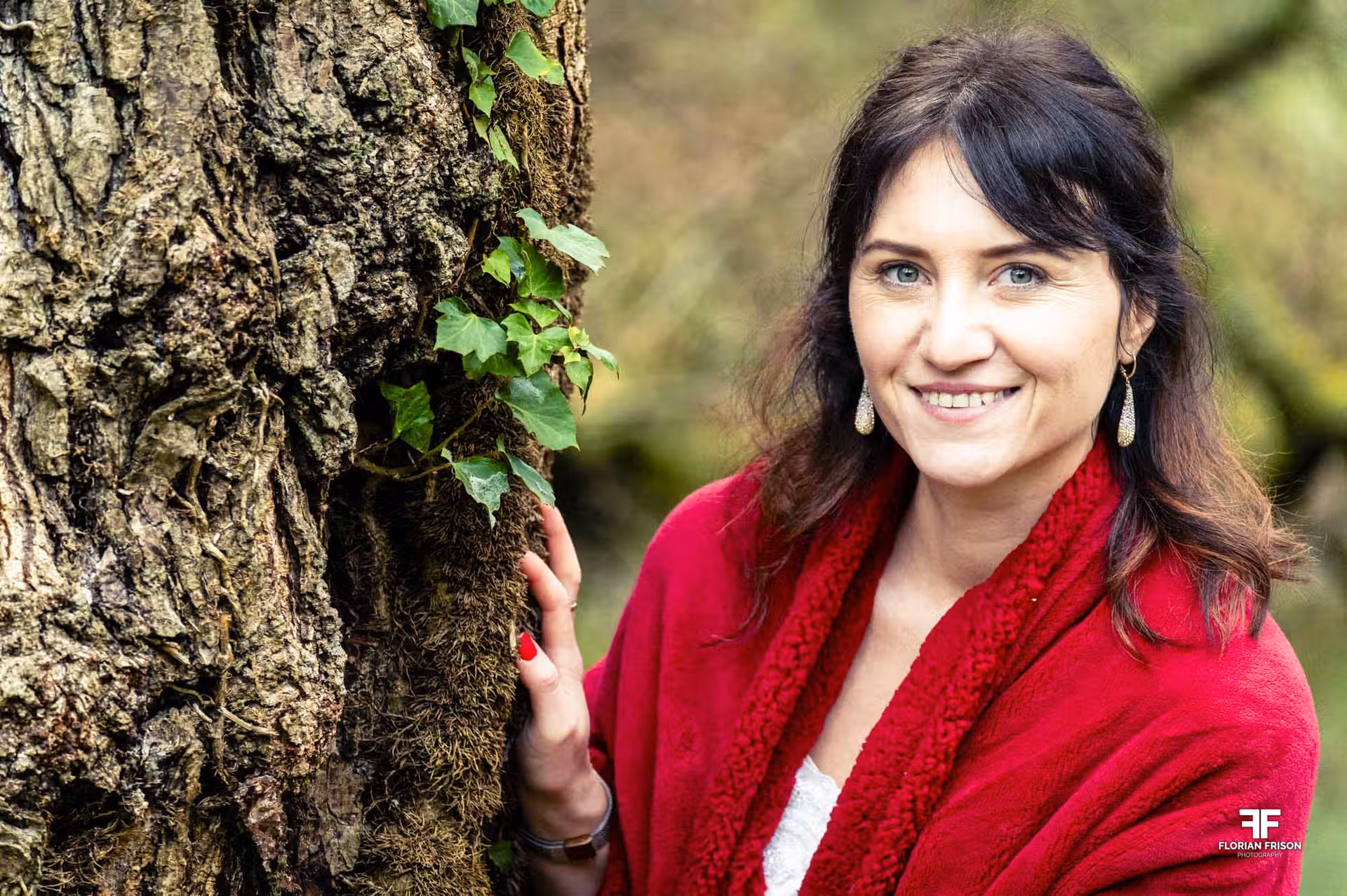 Séance photo romantique en automne à Fontaine de Vaucluse.