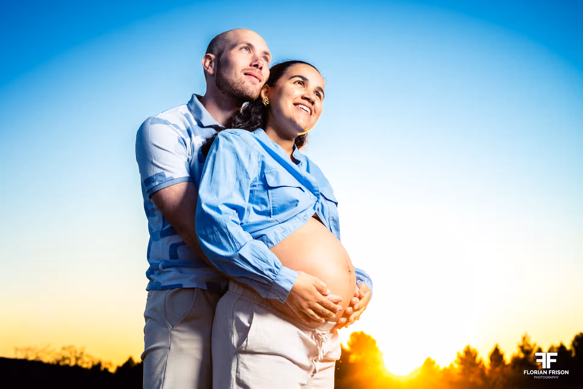 Séance Photo de Grossesse à l'arbre magique de Saint-Antonin-sur-Bayon