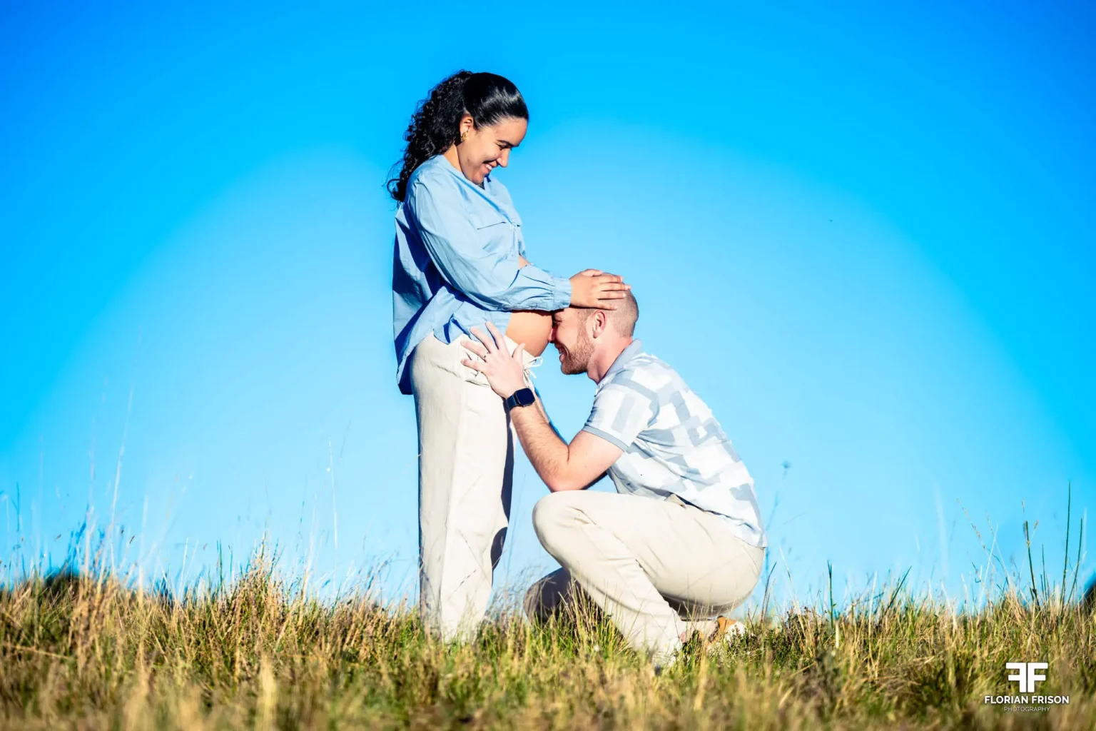 Séance Photo de Grossesse à l'arbre magique de Saint-Antonin-sur-Bayon